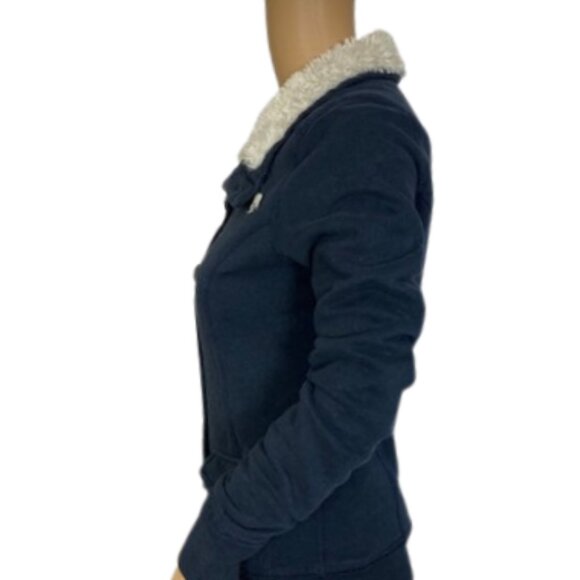 Abercrombie & Fitch Sherpa Lined Blue Jacket - Picture 4 of 8